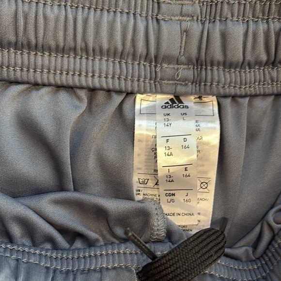 Adidas Gray and Red kids Shorts size youth large - Picture 2 of 8